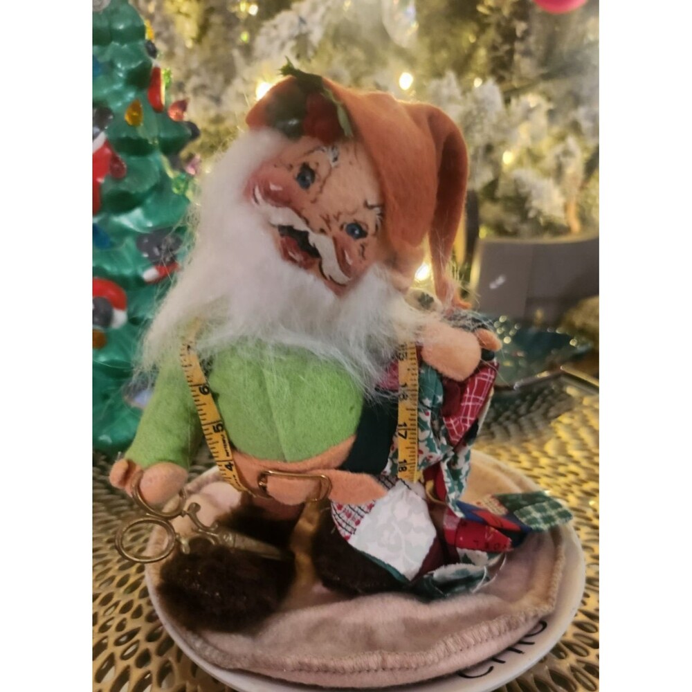 Annalee Quilter Santa's ELF Mobilitee Doll 5" Ungnome Tailor 7368 NO Scissors